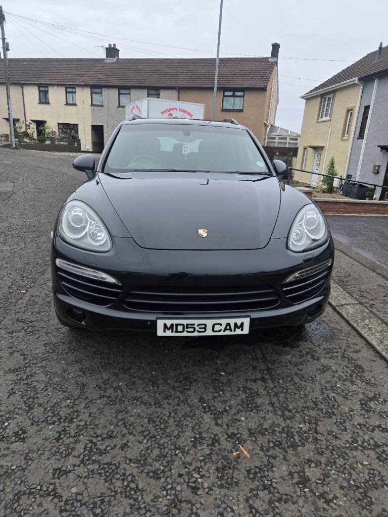 Porsche, CAYENNE, Estate, 2011, Semi-Auto, 2967 (cc), 5 doors