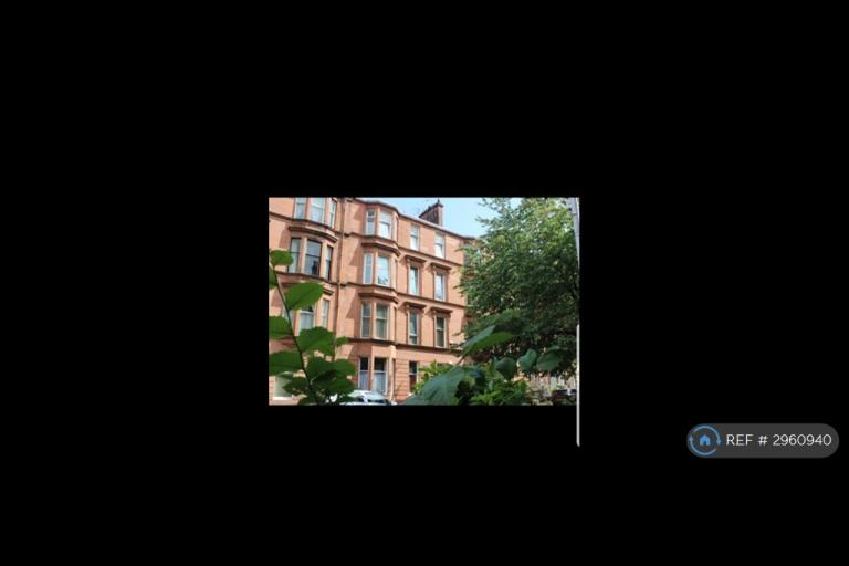 3 bedroom flat in Dunearn Street, Glasgow, G4 (3 bed) (#2960940)