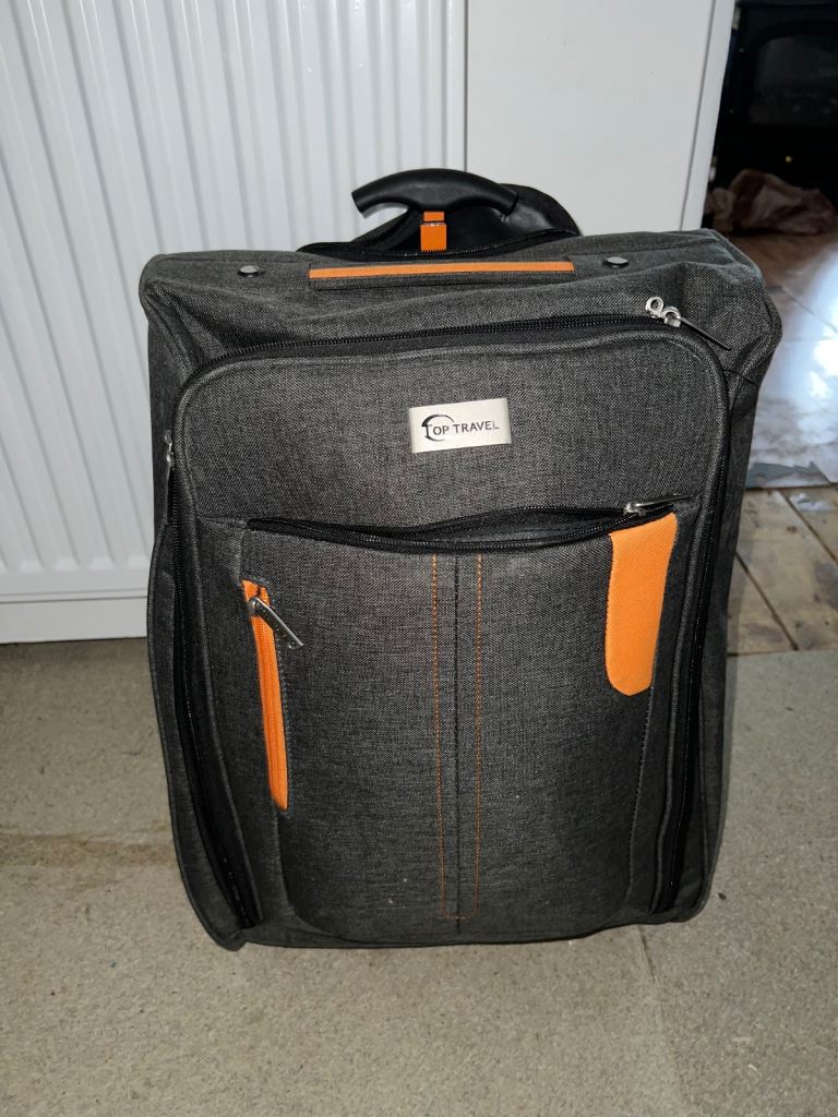 Cabin bag, with easyJet standard size