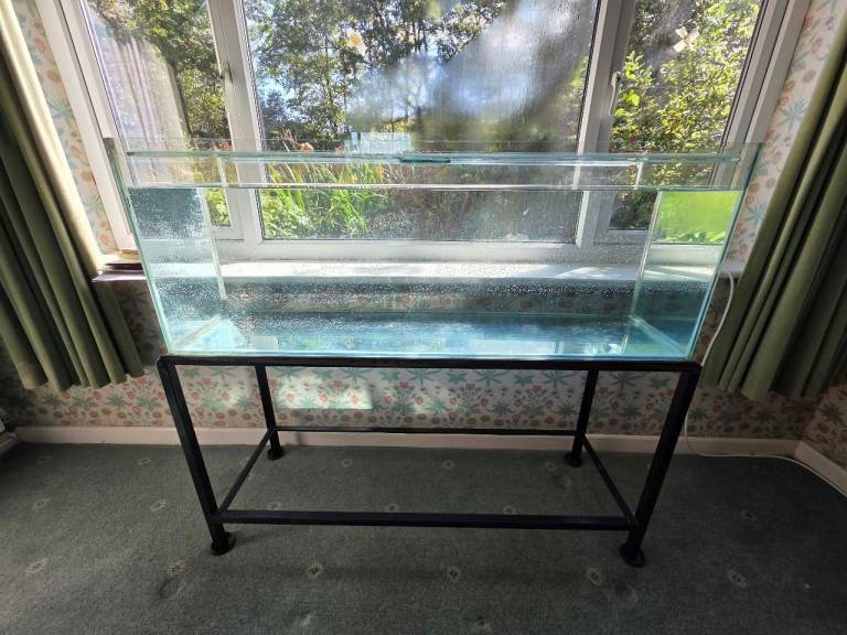 Glass Aquarium Fish Tank with Metal Stand