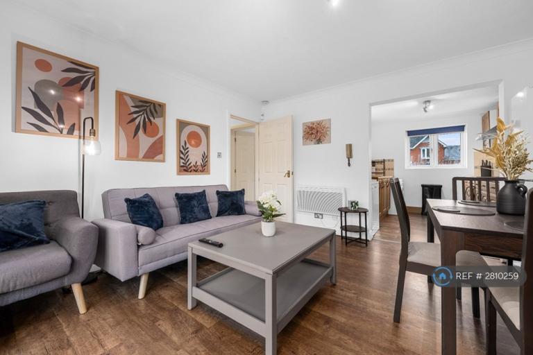 2 bedroom flat in Salford Quays, Salford Quays, M50 (2 bed) (#2810259)