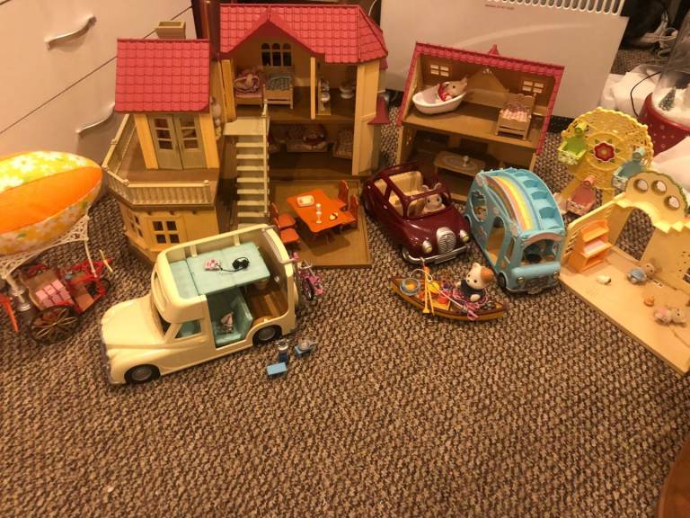 Large sylvanian families bundle 