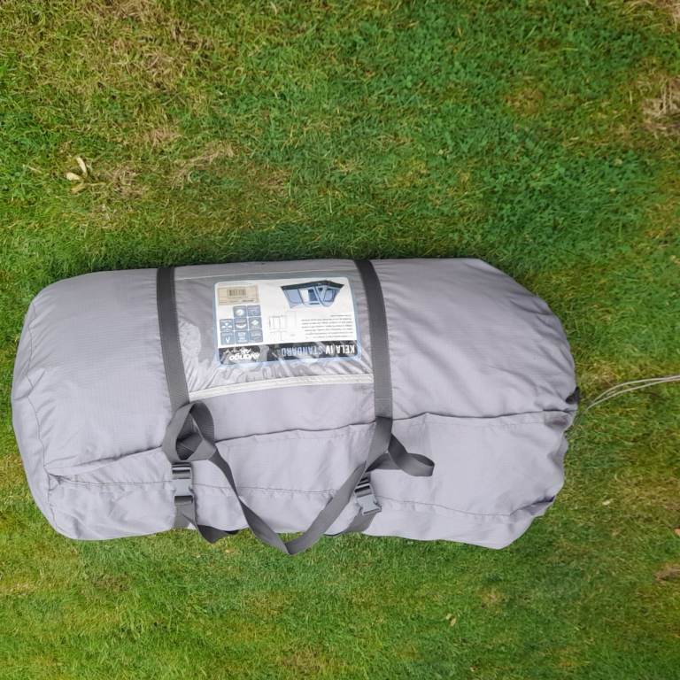 Drive away awning in carry bag
