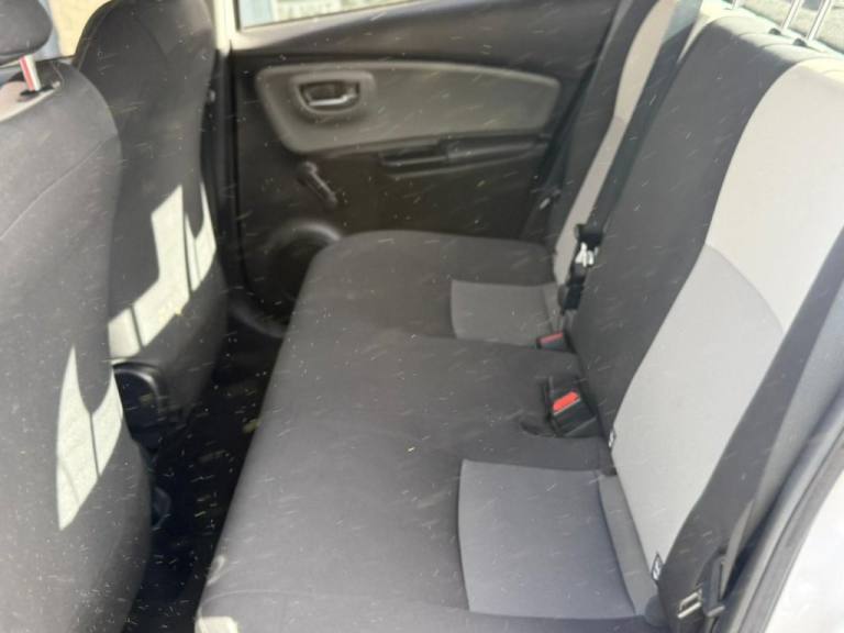 2018 Toyota Yaris 1.5 VVT-h Icon Tech Hatchback 5dr Petrol Hybrid E-CVT Euro 6 (s/s) (100 ps) Hat...