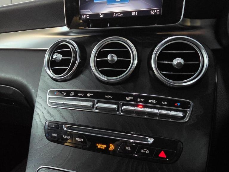 MERCEDES-BENZ GLC 2.1 GLC250d AMG Line G-Tronic+ 4MATIC Euro 6 (s/s) 5dr 2018