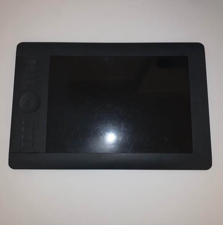 Wacom Intuos 4 Graphics Tablet