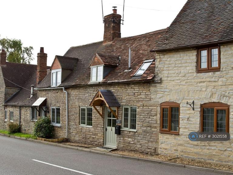 2 bedroom house in Binton, Stratford Upon Avon, CV37 (2 bed) (#3021558)