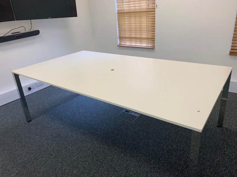 White Conference Table Meeting table Boardroom Table seats 8 - 10 persons 220cm x 120cm