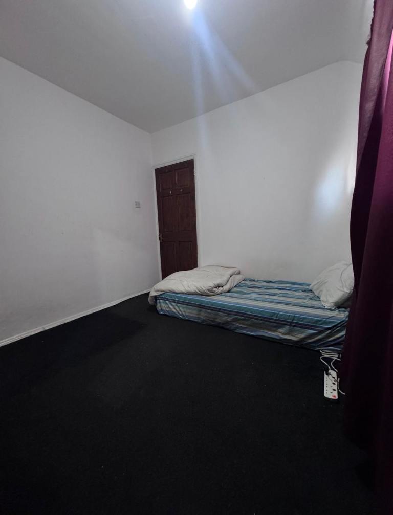 Double Room Hayes - Southall 