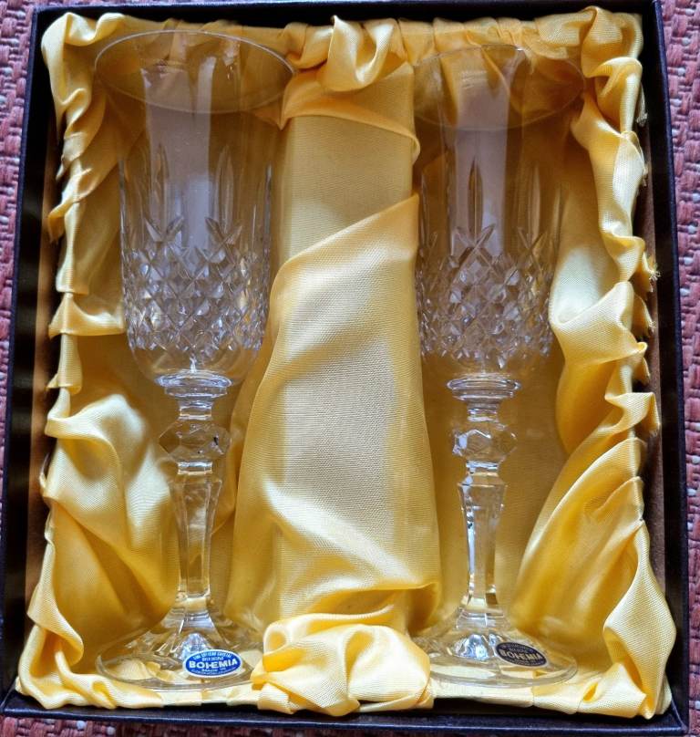 Bohemia Crystal Chapmagne glasses 2 of boxed set