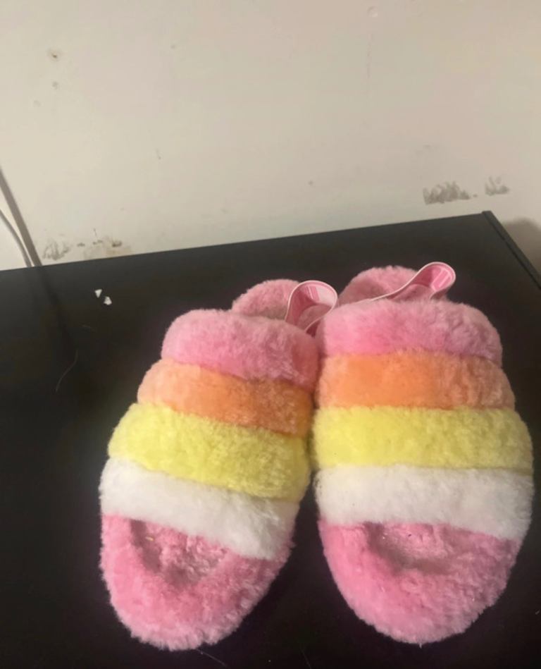Ugg sandals 