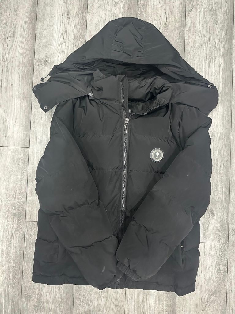 Trapstar Puffer Jacket in Black – Size XL, Good Condition