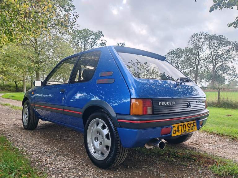 Peugeot, 205 GTI Limited Edition 1990 fully restored!