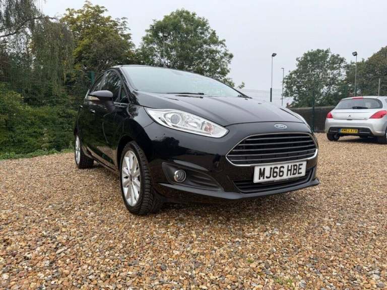 2016 Ford Fiesta 1.0 EcoBoost Titanium 5dr HATCHBACK PETROL Manual