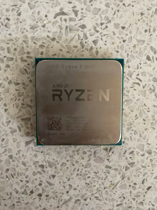 AMD Ryzen 5 1600 processor in excellent condition and fully working.