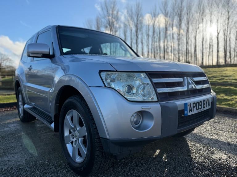 2009 Mitsubishi Shogun 3.2 DI-DC Elegance 3dr ESTATE Diesel Manual