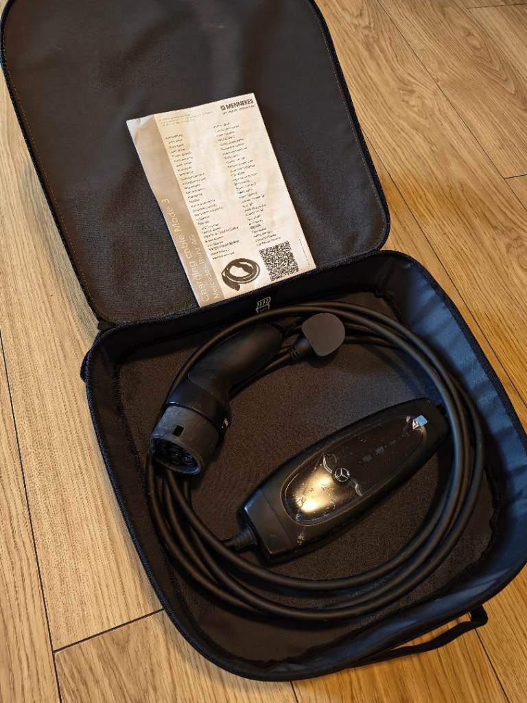 Genuine Mercedes Type 2 UK 3 Pin Plug EV Home Charger / Charging Cable A0005832805