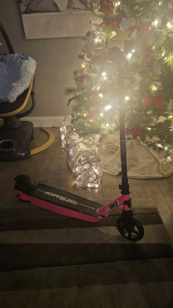 Razor electric kids  scooter 
