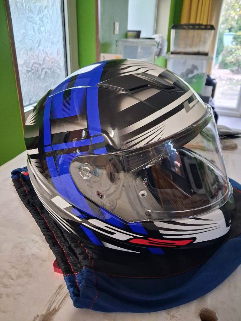 LS2 Stream Motorcycle Helmet XS 