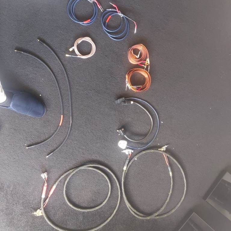 Speaker leads (job lot) 