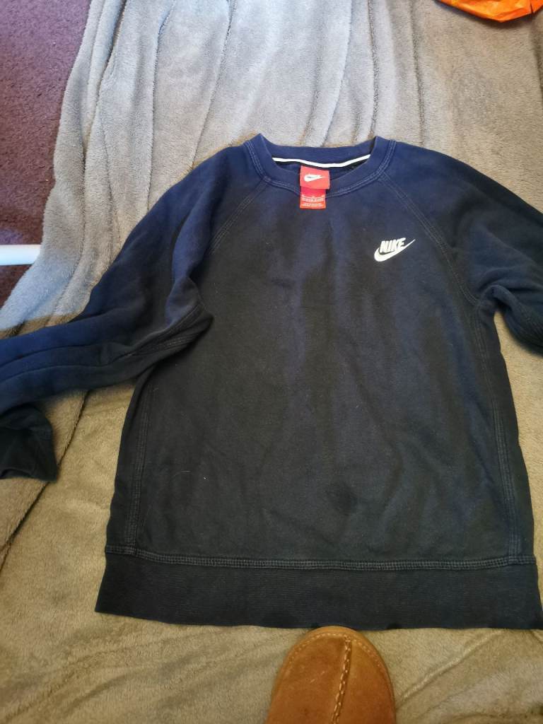 Nike navy jumper