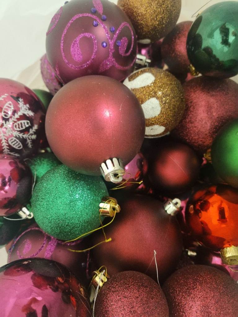 Mix of Christmas Decorations, bubbles, glitters, stars etc.