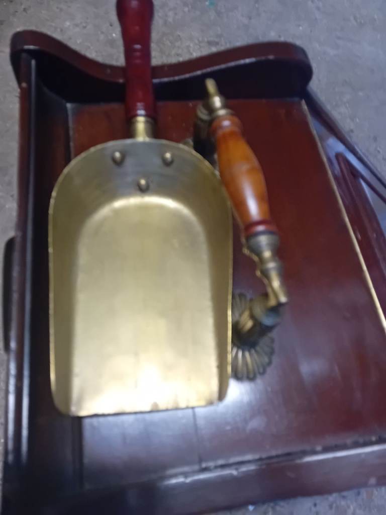 1920s mahogany coal box with shovel