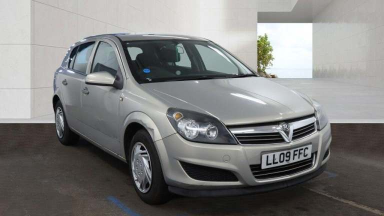 2009 Vauxhall Astra 1.4i 16v Life Hatchback 5dr Petrol Manual (146 g/km, 89 bhp) HATCHBACK Petrol...