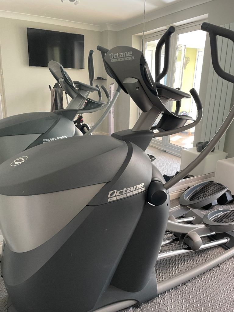 Octane Fitness Elliptical Trainer – Good Condition