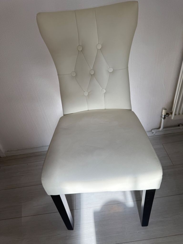 Dining Chairs Leather and Wood Legs Set of 4