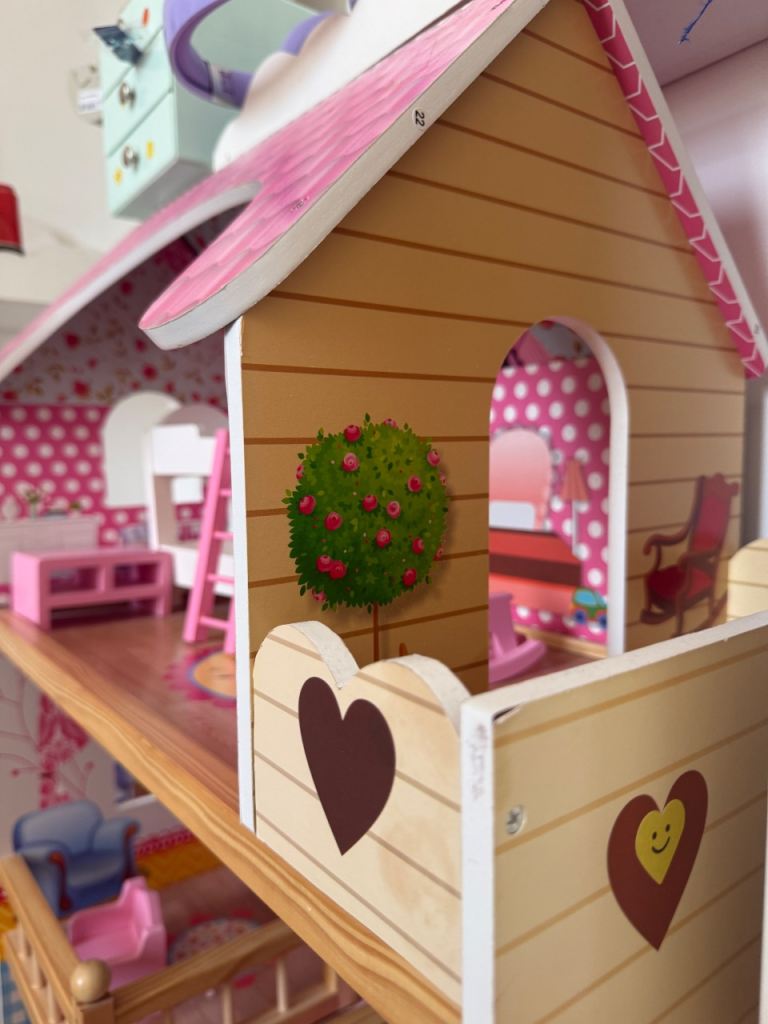Beautiful wood doll house 