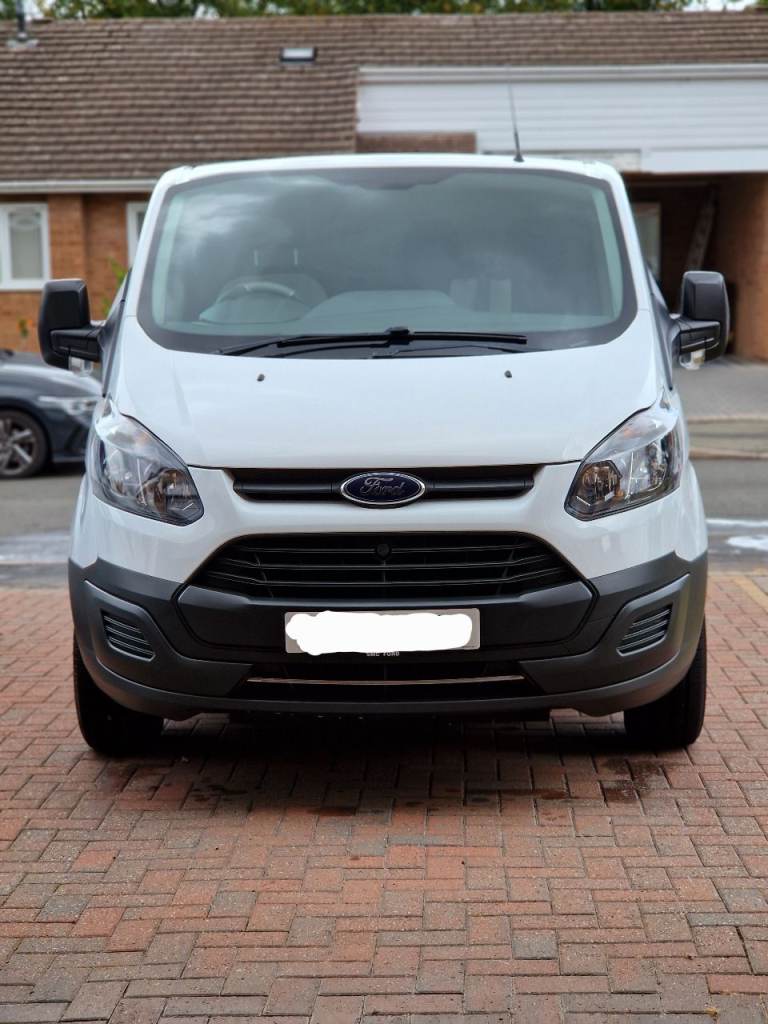 Ford, TRANSIT CUSTOM, Mot Jan 2027 Panel Van, 2017, Manual, 1996 (cc)