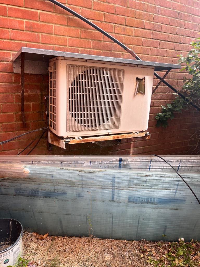 Outdoor Air Conditioning Unit 