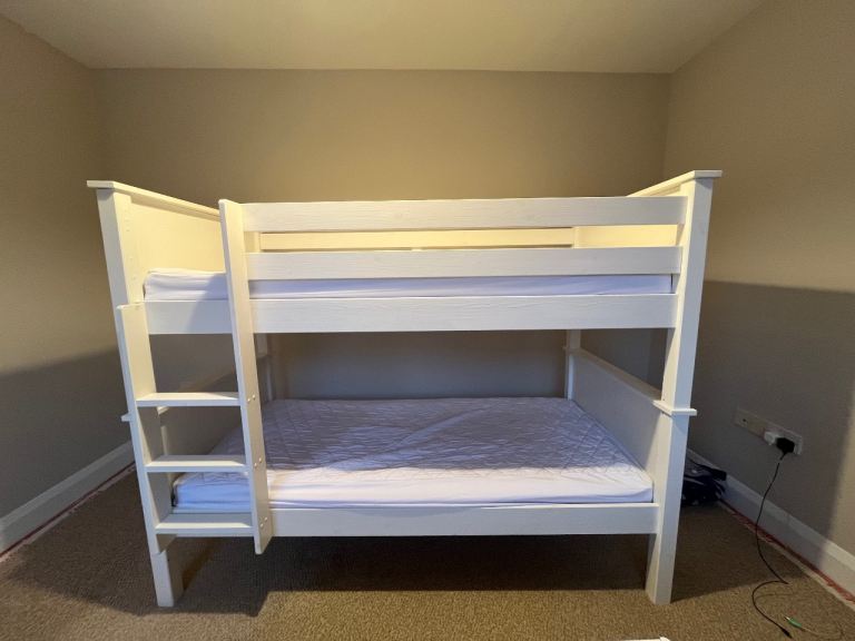 Bunk beds white