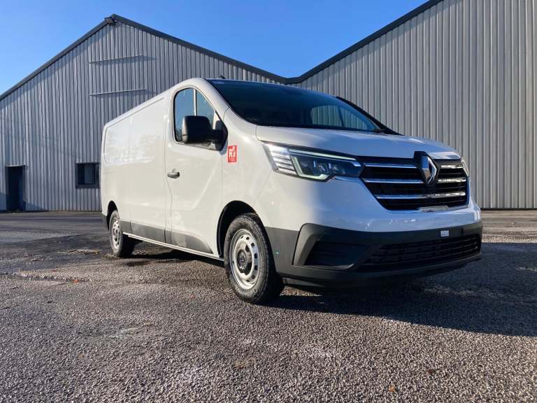 Renault Trucks E-Tech Trafic L2H1 100% Electric - SPECIAL PRE XMAS OFFER