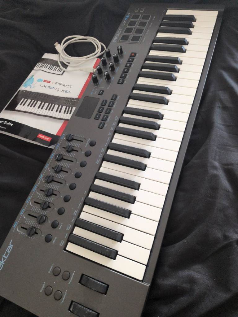 Nektar Impact LX49+ USB Controller Keyboard and condenser microphone set 