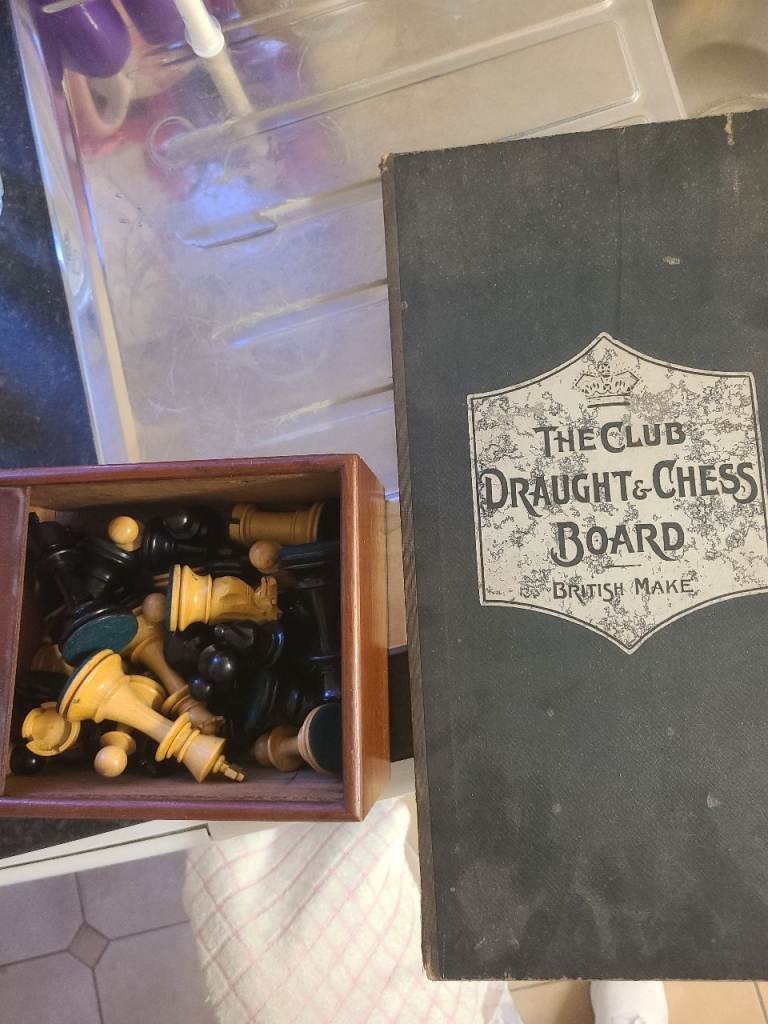 Vintage 60s pr 70s chess set