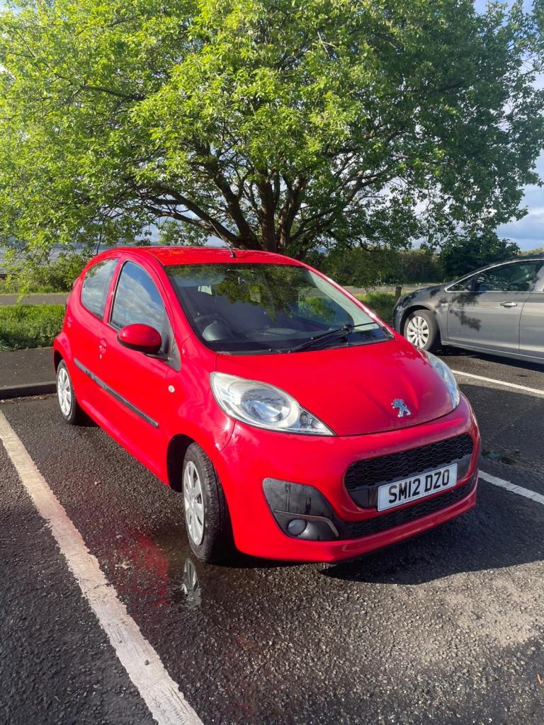 Peugeot 107, Hatchback, 2012, Manual, 998 (cc),5 doors
