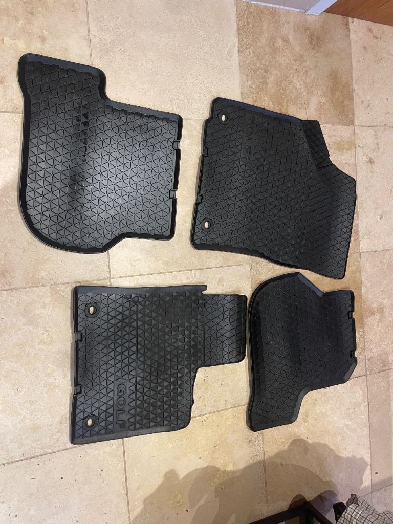 VW Golf Mk5 & Mk5 original rubber mats 1K2061501