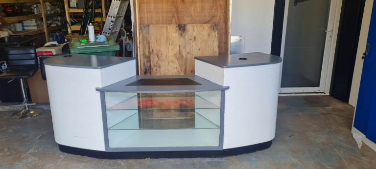 Shop couner/ display