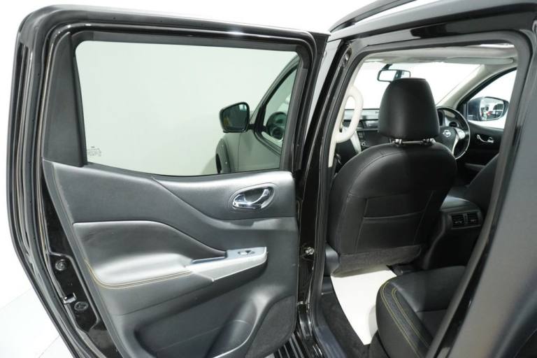 2020 Nissan Navara Double Cab Pick Up N-Guard 2.3dCi 190 TT 4WD Auto PICK UP DIESEL Automatic