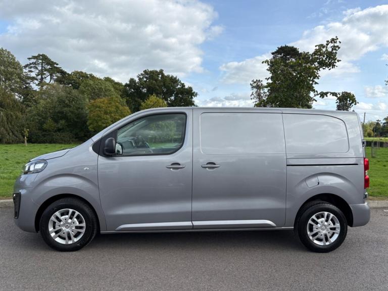 2020 Vauxhall Vivaro L1H1 2900 SPORTIVE S/S Panel Van Diesel Manual