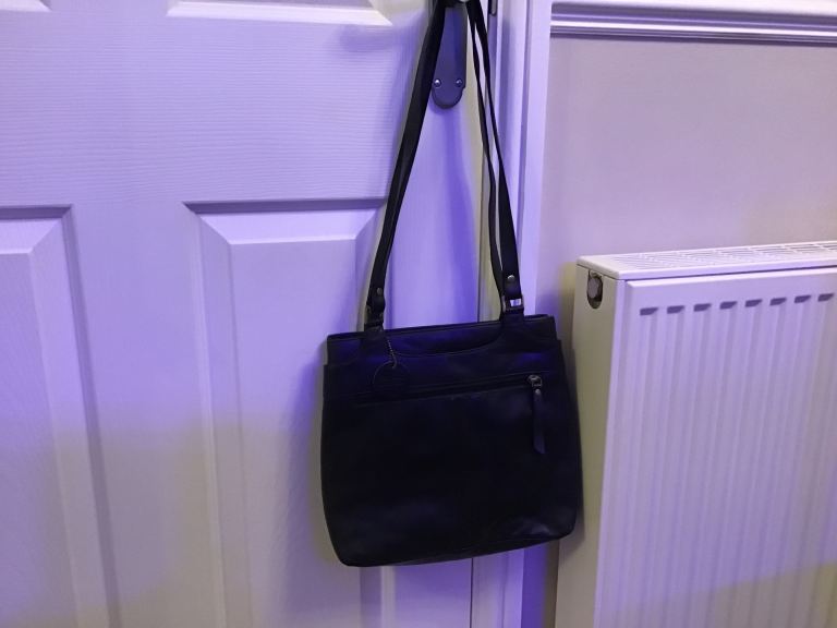 Black Leather Shoulder Bag – Good Condition