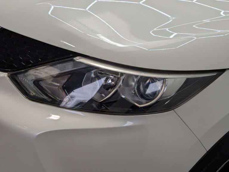 2015 Nissan Qashqai 1.5 Qashqai N-Tec+ dCi 5dr SUV Diesel Manual