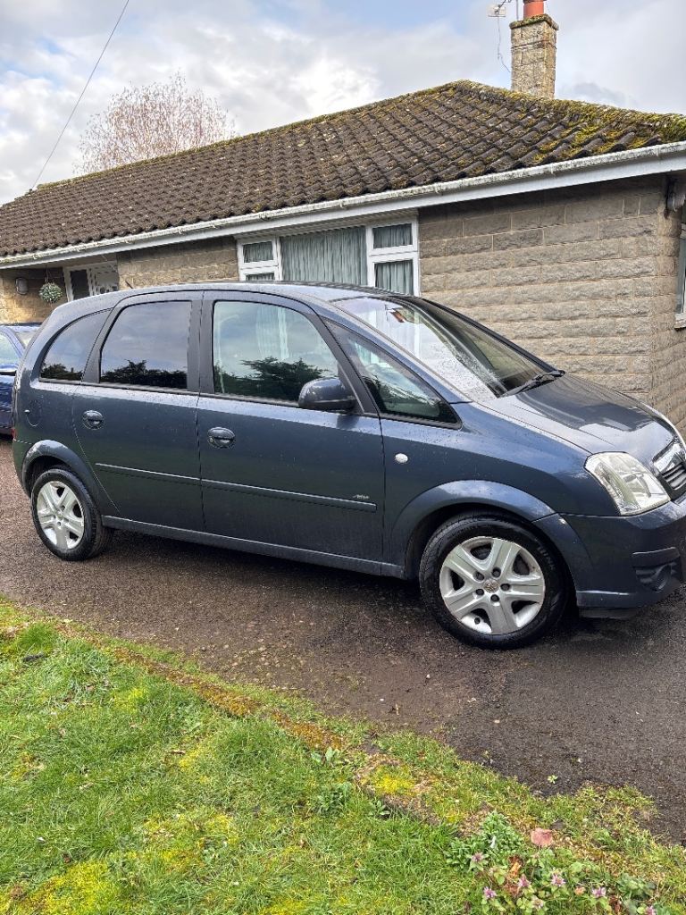 VAUXHALL MERIVA 1.4i ACTIVE 16v 5-DOOR MPV 2010 (59 PLATE) FEBRUARY 26th 2027 MOT. 1 PREVIOUS OWNER