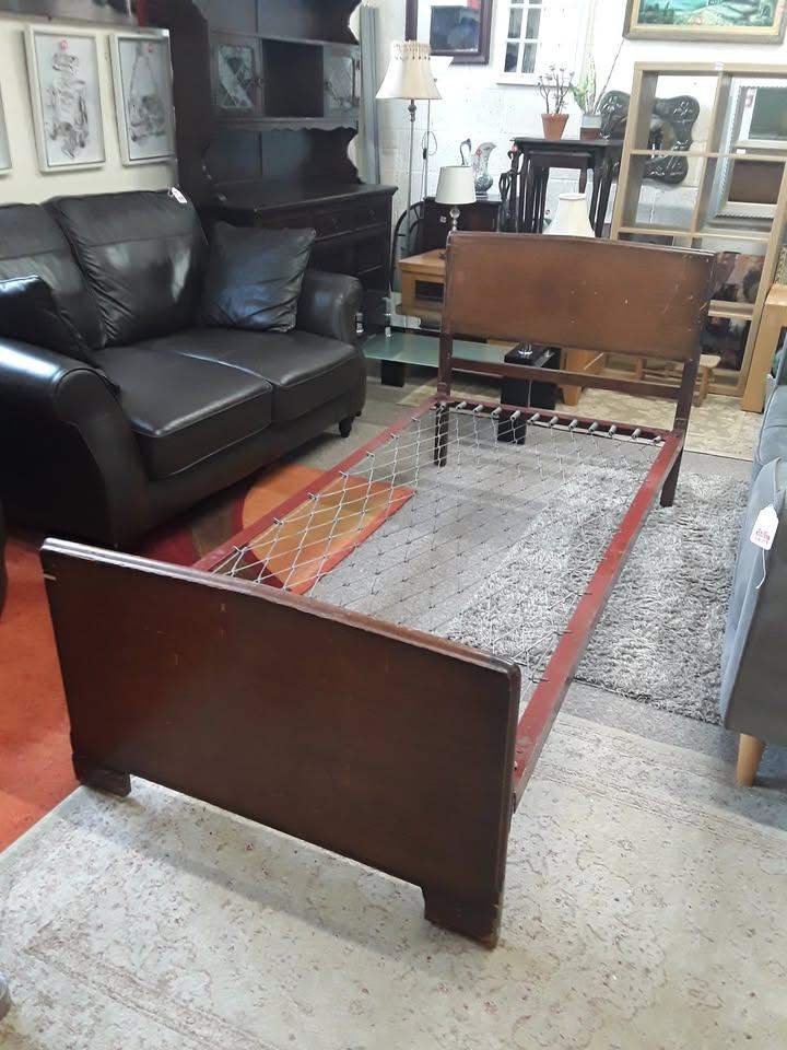 image for Vintage solid oak 3ft single bed frame Copley Mill Low Cost Moves used Items STALYBRIDGE SK15 3DN