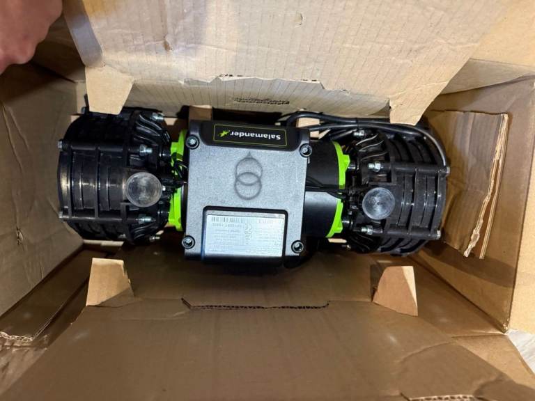 2x Salamander shower pumps - Parts - Read description