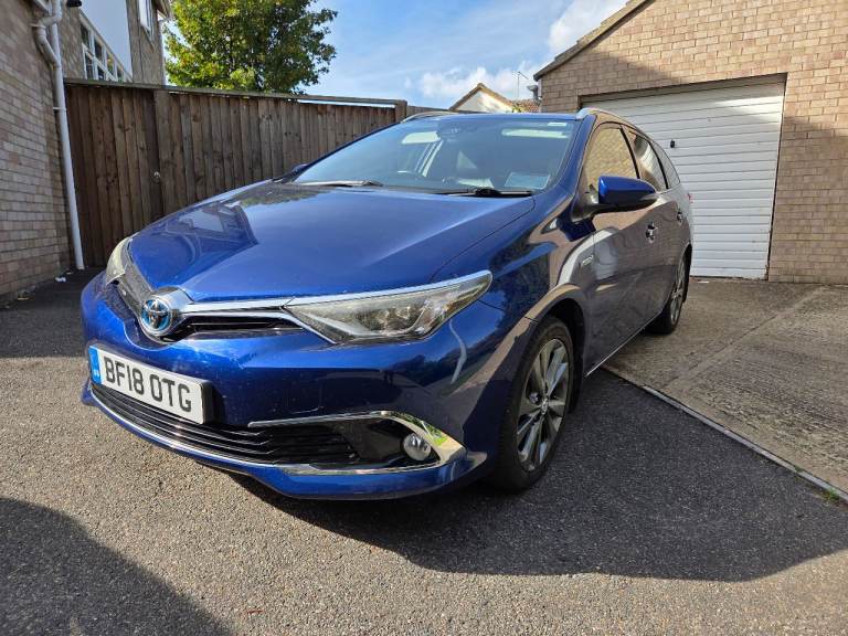 Toyota Auris Petrol Hybrid Estate 2018 1798 (cc) 5 doors