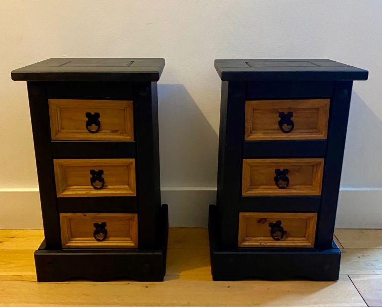A Pair Of Bedside Cabinets 