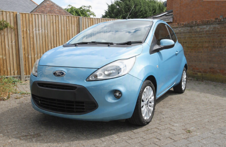 Ford, KA, Hatchback, 2012, Manual, 1242 (cc), 3 doors